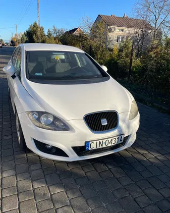 samochody osobowe Seat Leon cena 20999 przebieg: 131993, rok produkcji 2012 z Inowrocław